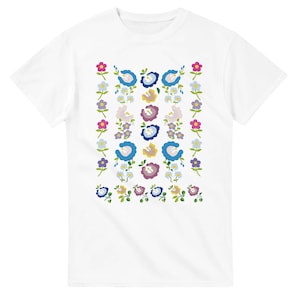 Hriňová Folk T-Shirt – Slovak Ethnic Print – Unisex Slovak Roots Tee – Traditional Culture Gift – Heavy Cotton Shirt | Gildan® 5000