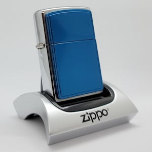 Vintage 2001 Zippo Lighter 686 Blue Anodized Aluminum Used Unfired in Box Collectible