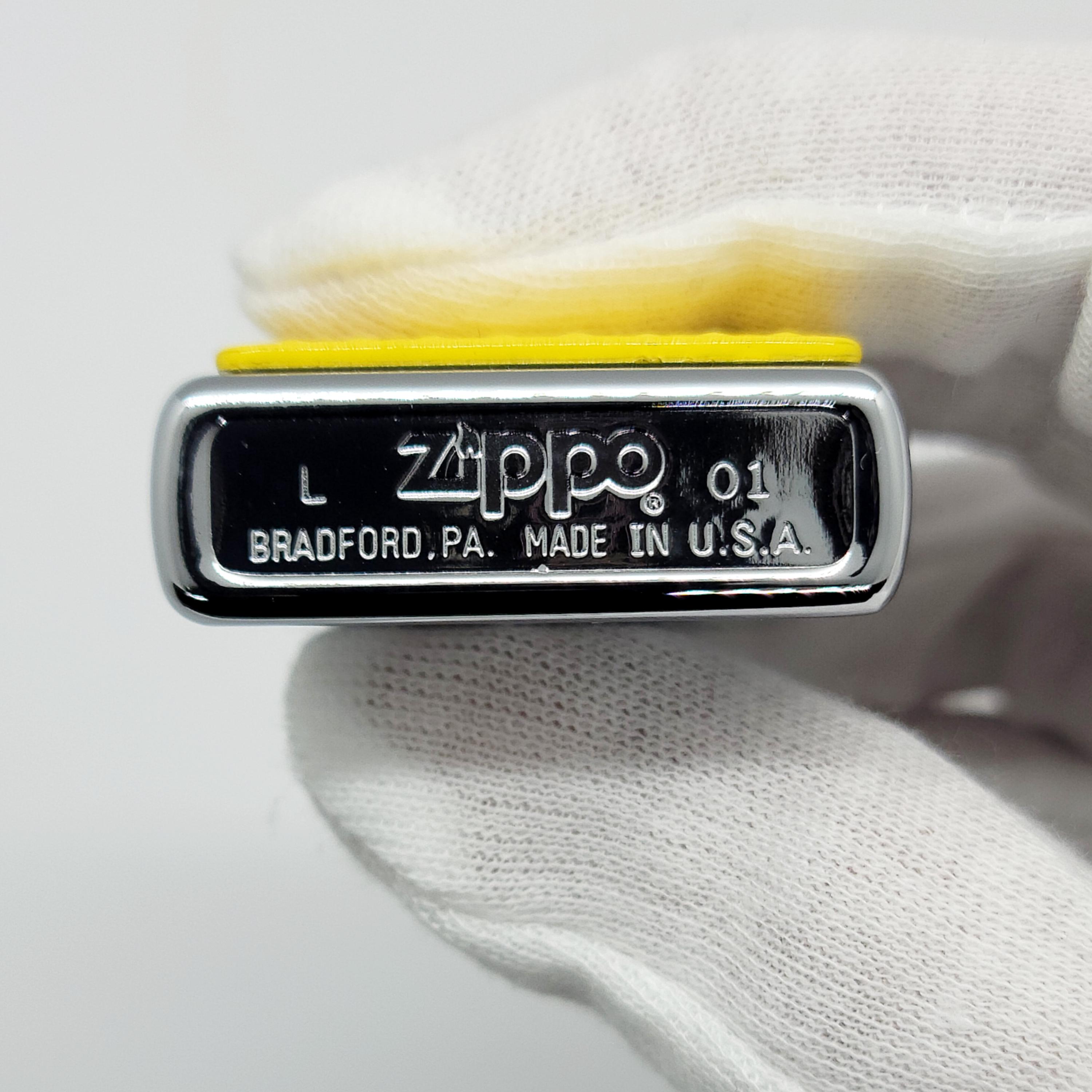 Vintage 2001 Zippo Lighter Yellow Craters High Polish Chrome