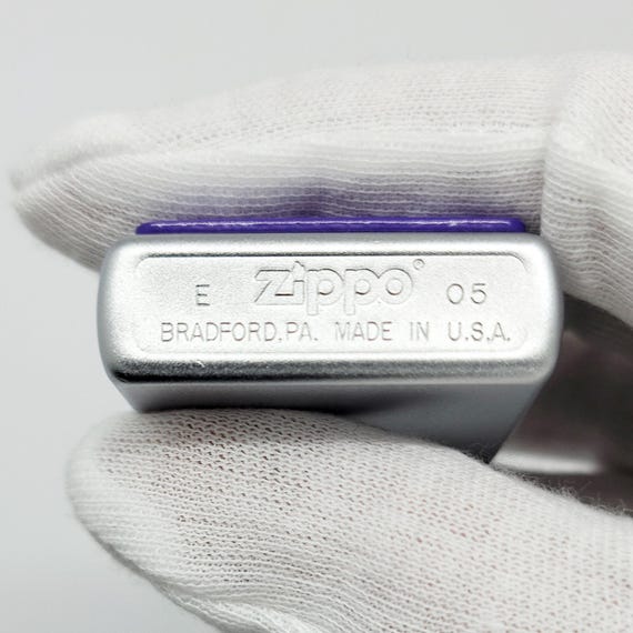 Vintage 2005 Zippo Lighter Purple Craters Satin Chrome Collectible