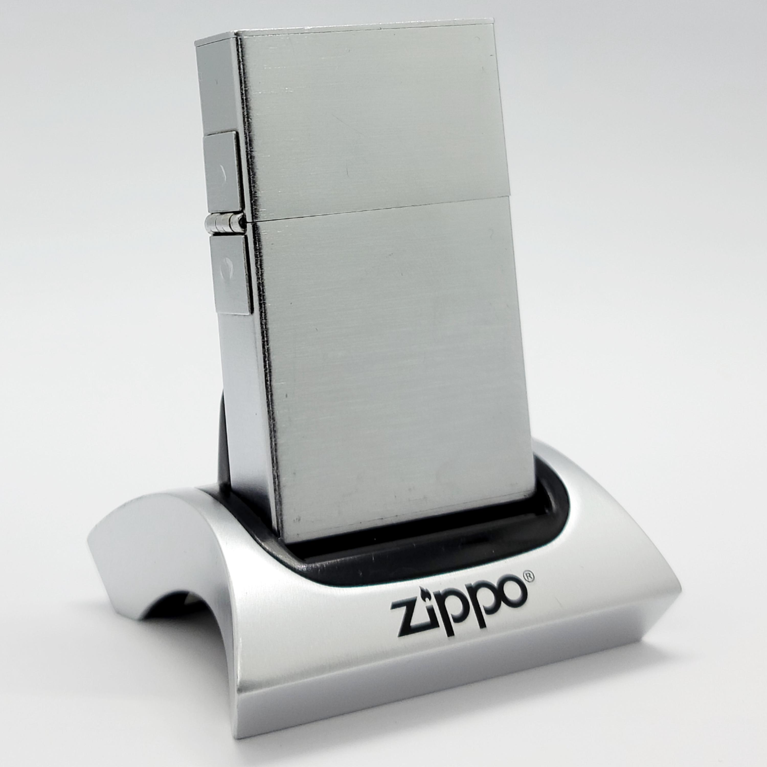 Vintage Zippo 1932 Replica Second Release Lighter: Brushed Chrome