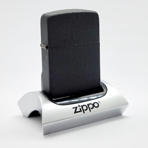 Vintage Zippo 1941 Replica Black Crackle Windproof Lighter - New in Gift Box