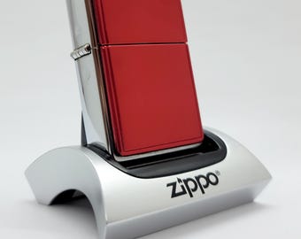 Vintage 2004 Zippo Lighter  Red Anodized Aluminum Good Used Condition Box