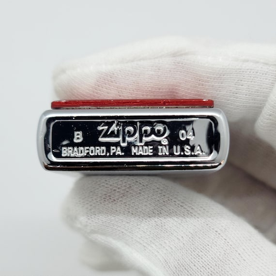 Vintage 2004 Zippo Lighter Model 685 Regular Red Anodized Aluminum
