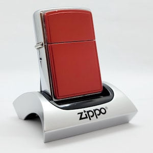 Vintage 2004 Zippo Lighter Model 685 Regular Red Anodized Aluminum Used Unfired Box