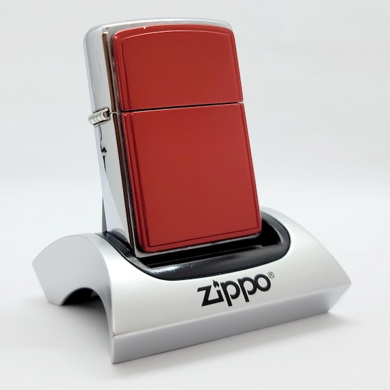 Vintage 2004 Zippo Lighter Model 685 Regular Red Anodized Aluminum