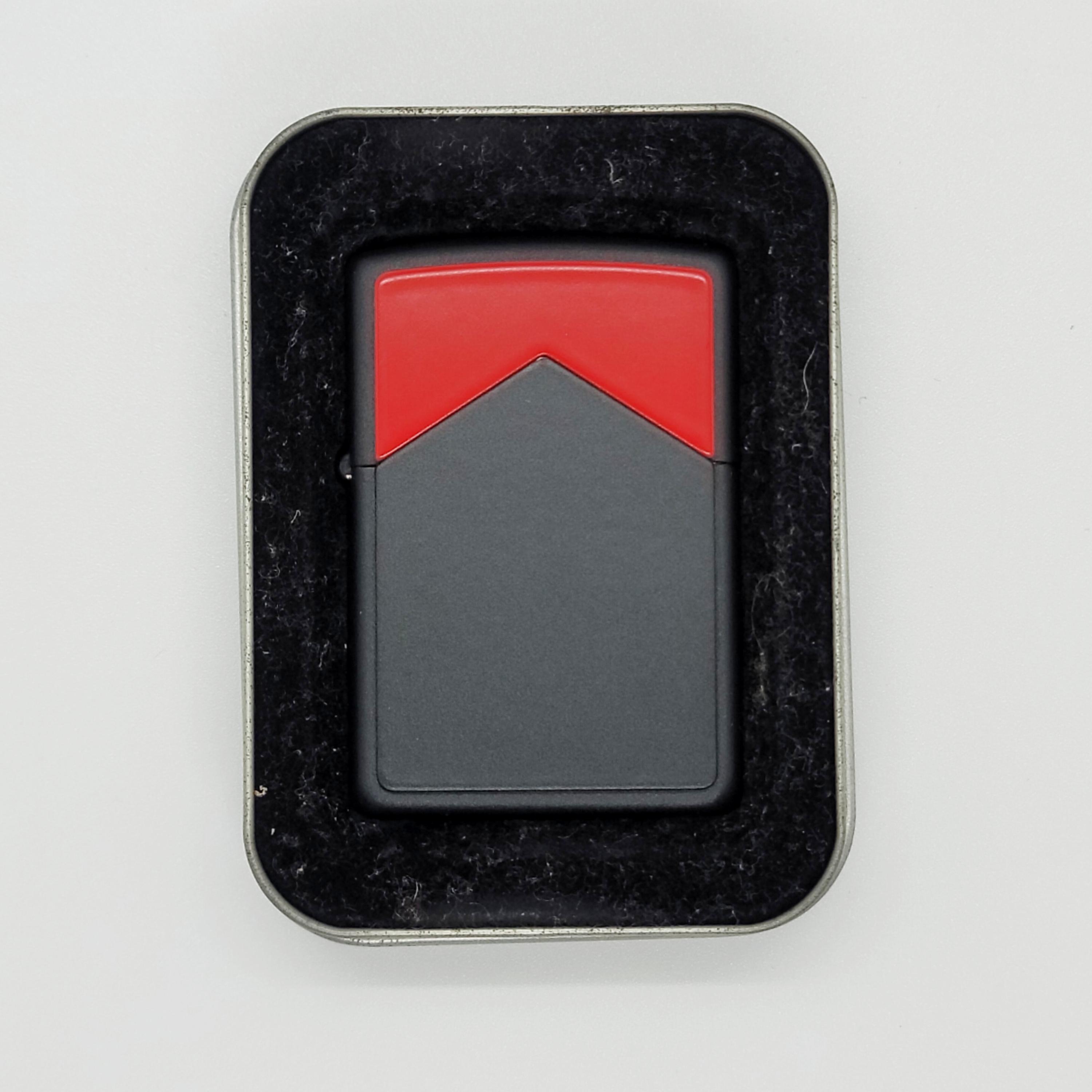 170590 現状品 ZIPPO　ジッポー　1996年製　Marlboro [1000023022125] Vintage 1996 Zippo Marlboro Red Roof Lighter: Matte Black, Mint