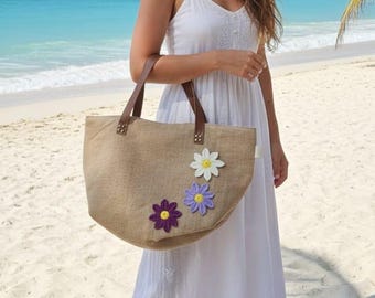 Handmade Straw Beach Bag with Crochet Flowers – Boho Tote