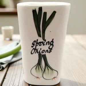 Vintage Spring Onion Pot by Toni Raymond Pottery