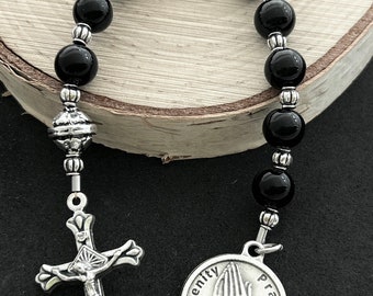 Serenity PrayerCatholic Gemstone Chaplet With Black Onyx Gemstone Beads & Silver - God Grant Me Serenity Prayer On Back of Medal - Rosary