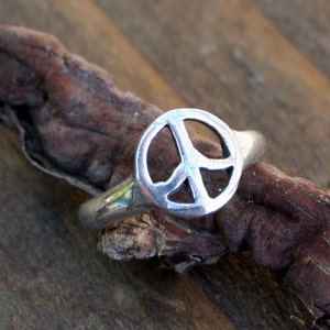 Peace Ring or Toe Ring Sterling Silver