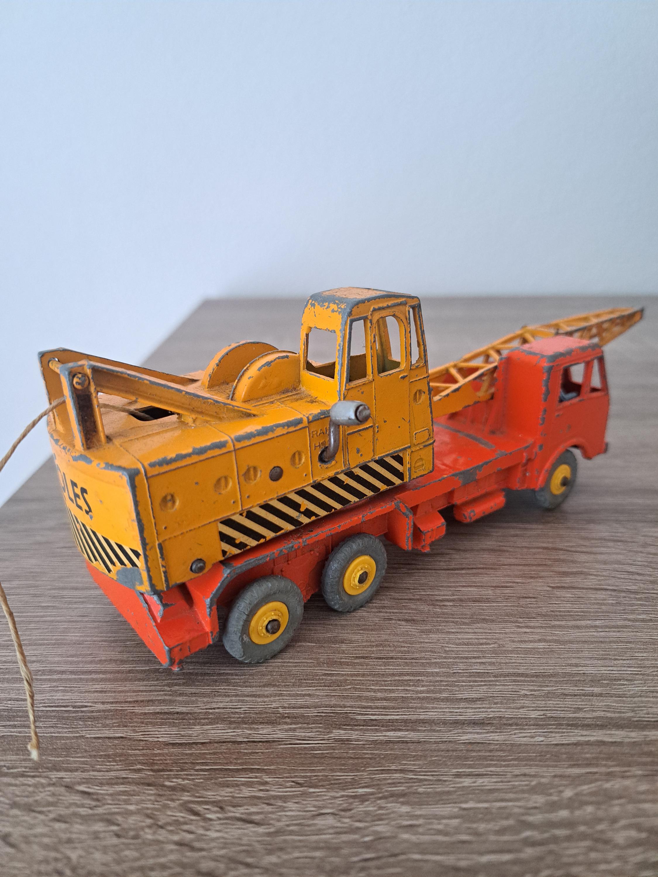 Vintage Dinky Supertoys Lorry-mounted Crane: 1950s Diecast Toy