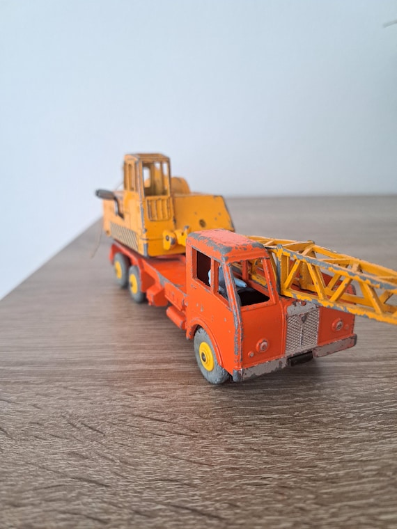 Vintage Dinky Supertoys Lorry-mounted Crane: 1950s Diecast Toy