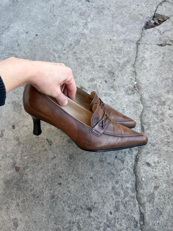 Vintage Gabor Brown Leather Loafers size 37| Pointed Toe Kitten Heel Pumps 90s