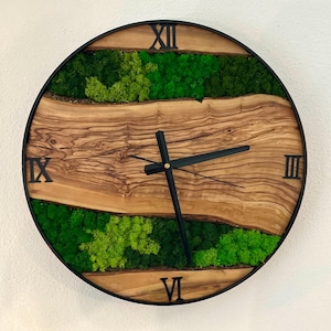 Moss wall clock round with preserved moss and real wood 40 cm diameter wall picture moss picture, moss clock