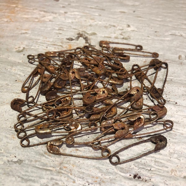 Primitive Rusty 1 Inch Safety Pins Set of 50 or 100