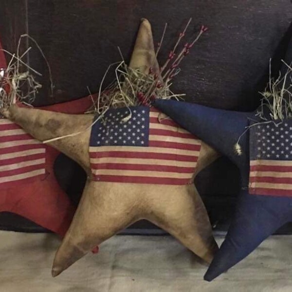 Primitive Americana star shelf sitter Blue