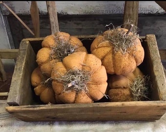6 Primitive Fall Pumpkins