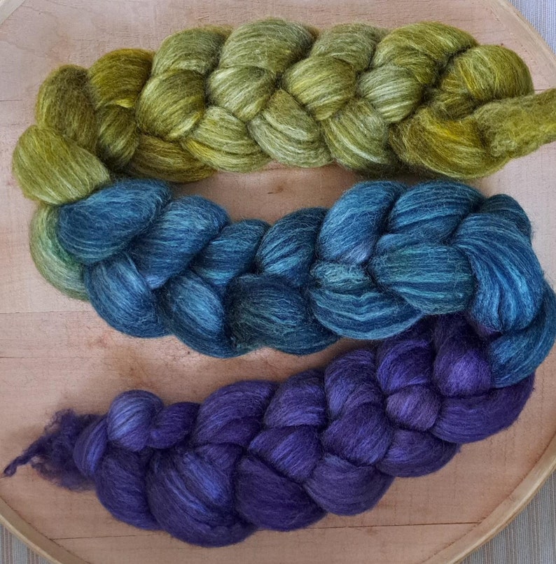 Hand Dyed Blue Face Leicester/Silk Blend Combed Top 4 Oz. Renaissance Gradient/Fade image 1