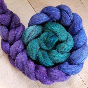 Hand Dyed Blue Face Leicester/Silk Blend Combed Top 4 Oz. Fibery Jewels Gradient/Fade image 3