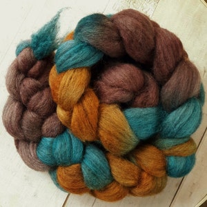 Tapiz antiguo teñido a mano, parte superior peinada BFL, 4 oz.