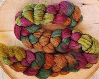 Hand Dyed BFL Combed Top 4Oz.  "Autumn in New Hampshire"