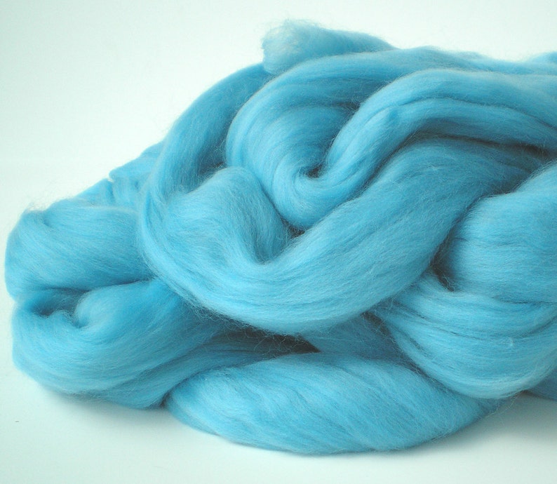 Ashland Bay Solid Colored Merino for Spinning or Felting Aqua 4 oz.