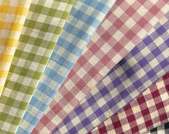 Tkanina gingham lniano-bawełniana, średnia gramatura.
