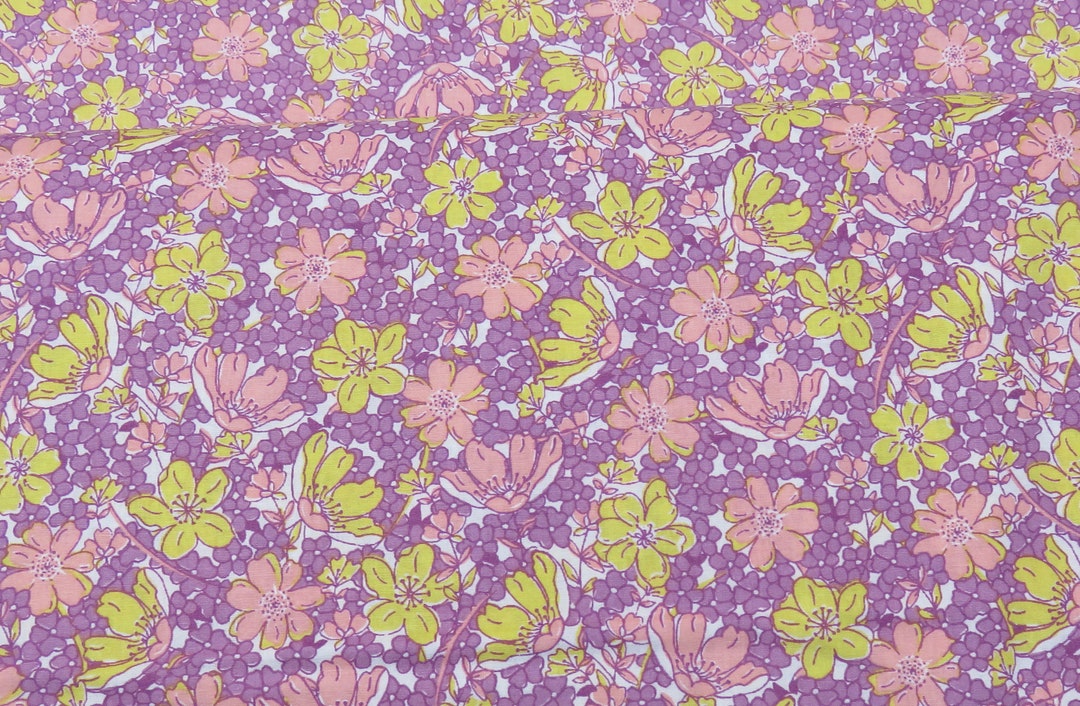 30's Style 100 Cotton Fabric for Quilting Floral Lavender, Pink