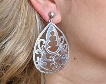 Large vintage .900 silver statement teardrop earrings - cut out and engraved - screwback earrings