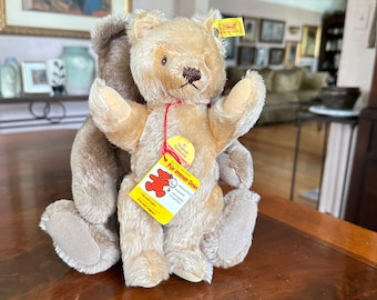 Circa 1980s Vintage Steiff Original Teddybär - Wool & Cotton with original tags - purchased from Germany 9-1/2" tall - fully jointed