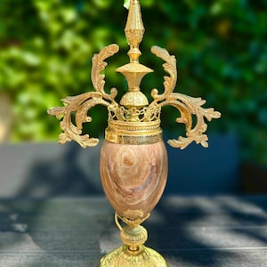 Onyx Marble Alabaster Brass Metal Ornated Table Lamp, Mid Century Lamp, Onyx Decor, Alabaster Decor