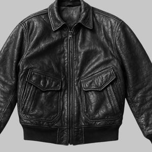 Giacca vintage RAF anni &#39;80 da uomo in stile militare A2, realizzata a mano in pelle di vacchetta marrone e nera anticata, stile streetwear vintage