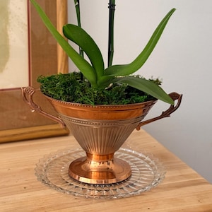 Vintage Two Tone Metal Urn Planter – Handled Cachepot / Centerpiece Bowl (12.5” W)