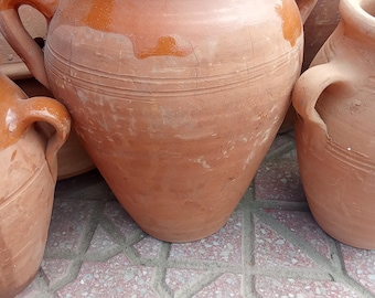 Handmade moroccan tanjia - clay pot for slow cooking - marrakesh style