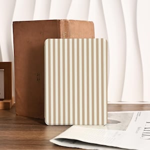 Light Brown Stripes Kindle Paperwhite Case, Kindle Case With Hand Strap, Paperwhite Case 10th, Paperwhite 2022 Case, Gift for Book Lover