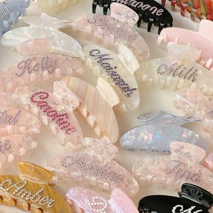 Custom Hair Claw Hair Clip | Personalized Name Hair Claw | Bridesmaid Gift | Gift for Her | Anniversary Gift | Birthday Gift | Mother&#39;s Day