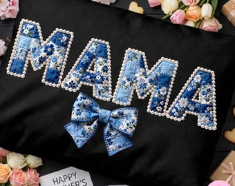 Kwiatowy perłowy patchwork Mama PNG: Niebieska kokarda kokietka Grandmacore, sublimacja na Dzień Matki