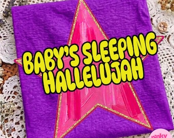 Śpiące dziecko Hallelujah PNG: Zabawny, zmęczony, młoda mama, dziewczęcy, brokatowy wzór gwiazdy, pobieranie cyfrowe