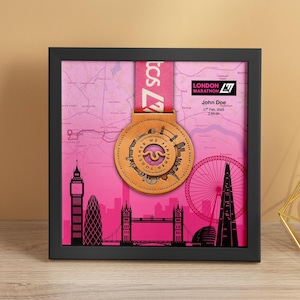 London Marathon Medal Display Frame, Marathon Gift, Running Gift, Finisher Medal Display (Skyline)