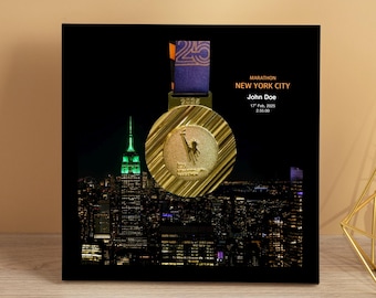 Personalized New York City Marathon Medal Display Frame, NYC Marathon, Finisher Gift, Landmark (I)
