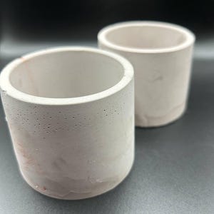 Small Round Concrete  Planter