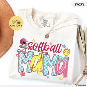 T-shirt de maman de softball Comfort Colors®, T-shirt de softball Coquette, T-shirt de softball pour le jour du match, T-shirt de la saison de softball, Cadeau pour la fête des Mères, T-shirt de maman de softball image 4