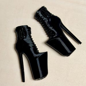 Custom-Made doll | Fashion Platform Boots for 10–11” Fashion Dolls – 3D Rubber – Custom Doll G1 G3 and R.H