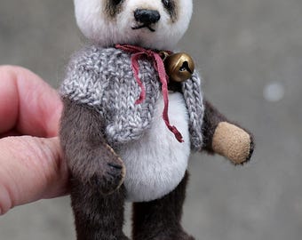 Miniatyrpanda, konstnärsnalle, unik konstdocka, skulptur från Aerlinn Bears
