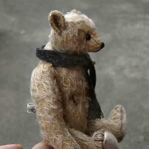 Phinneaus Old World Artist Bear PDF Pattern by Aerlinn Bears