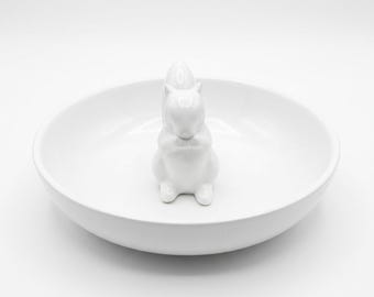 Ritzenhoff & Breker nutshell bowl with squirrel, white, Ø 21 cm