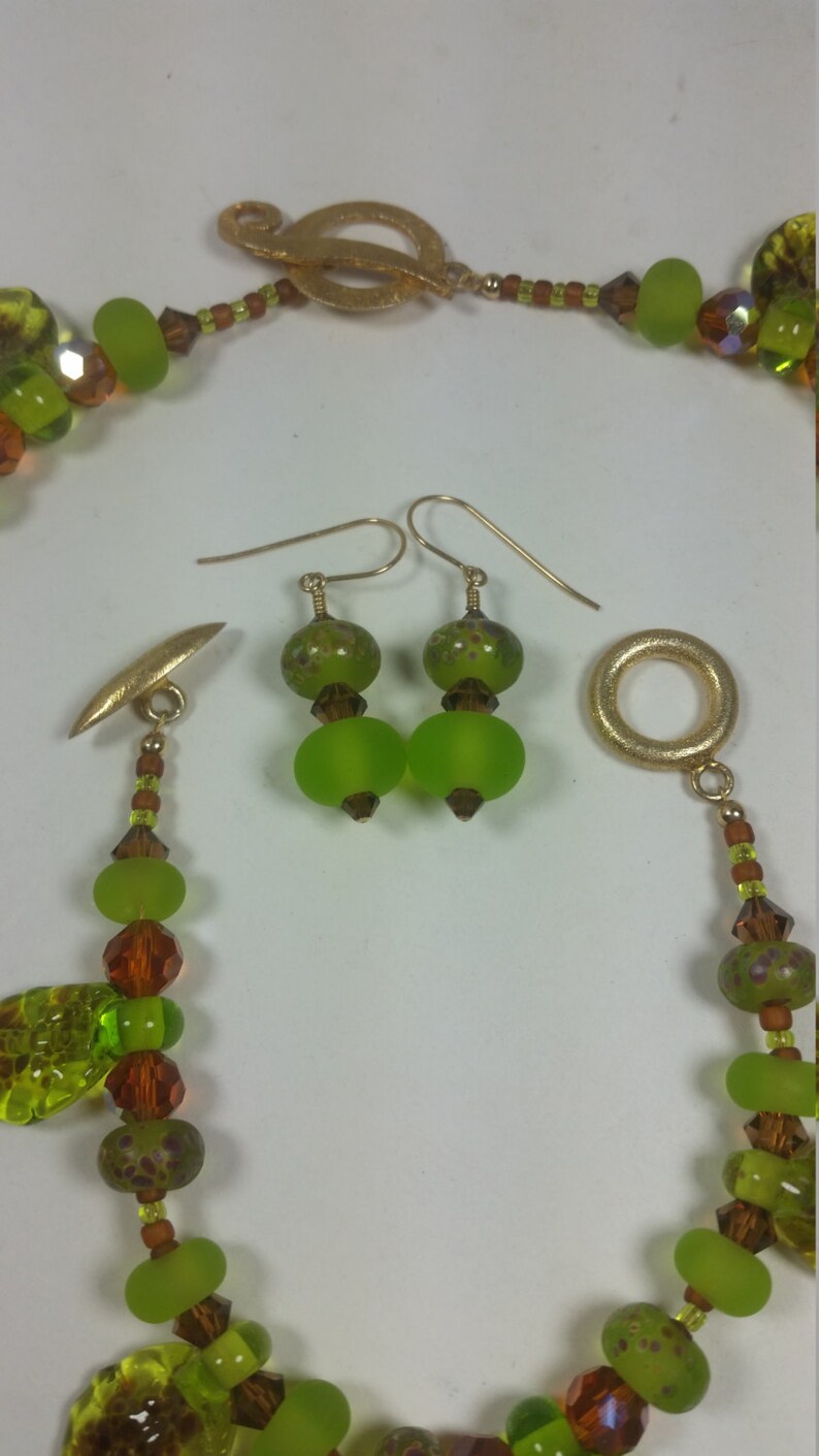 Stunning lampwork Leaf bead jewelry set