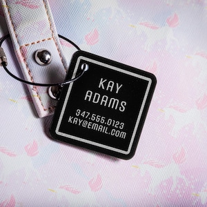 Aangepast bagagelabel, gepersonaliseerd bagagelabel, aangepast reizigerscadeau, aangepast kofferlabel, gegraveerd naamplaatje voor tas, modern ID-label voor reizen