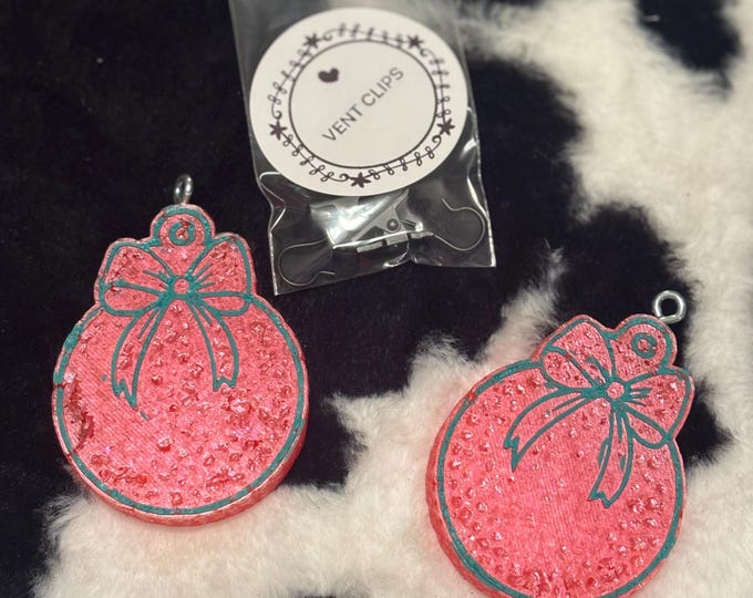 Red Ornament Vent Clips